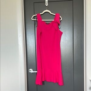 Elegant Pink Sleeveless Dress